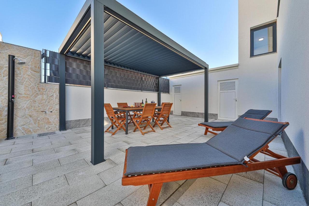 Luxury Apartment Pia With Swimming Pool And Grill Trogir Exterior photo