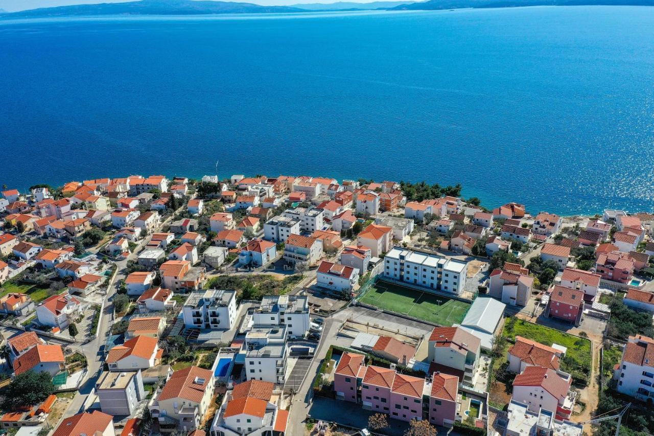 Luxury Apartment Pia With Swimming Pool And Grill Trogir Exterior photo