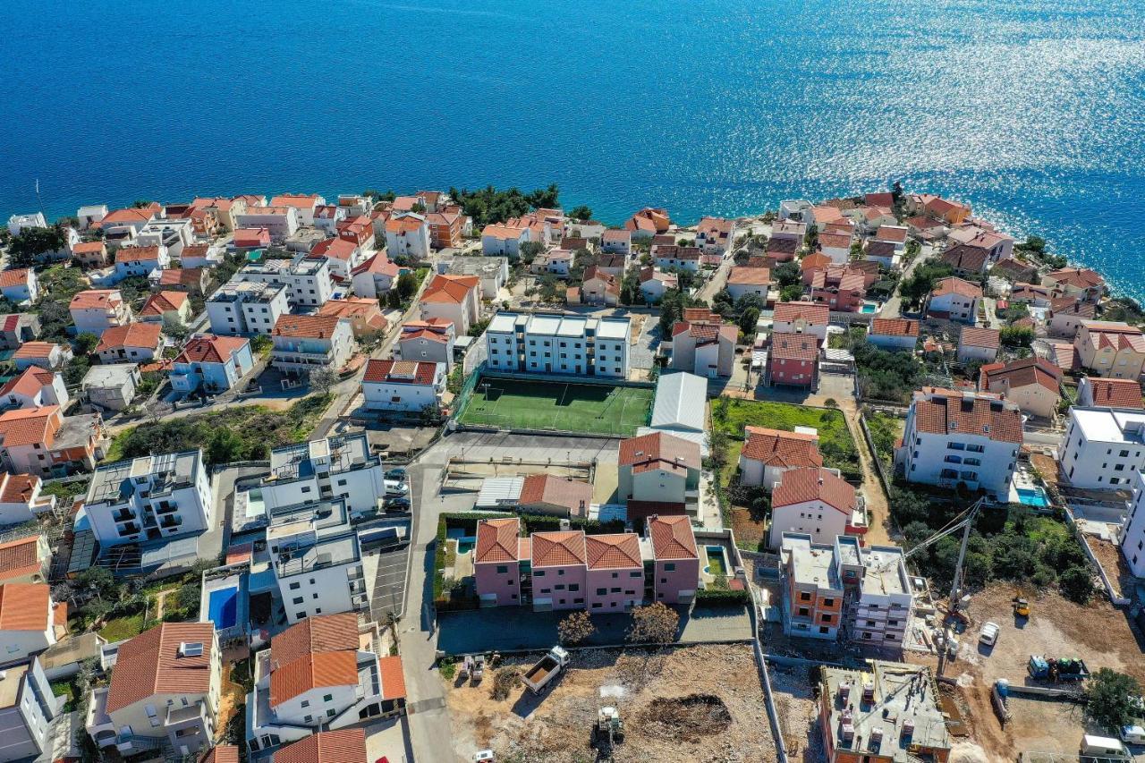 Luxury Apartment Pia With Swimming Pool And Grill Trogir Exterior photo
