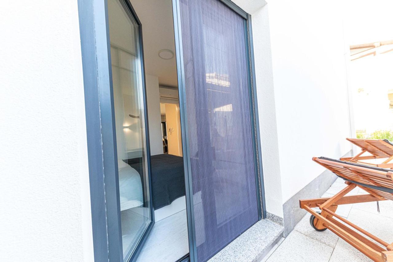 Luxury Apartment Pia With Swimming Pool And Grill Trogir Exterior photo